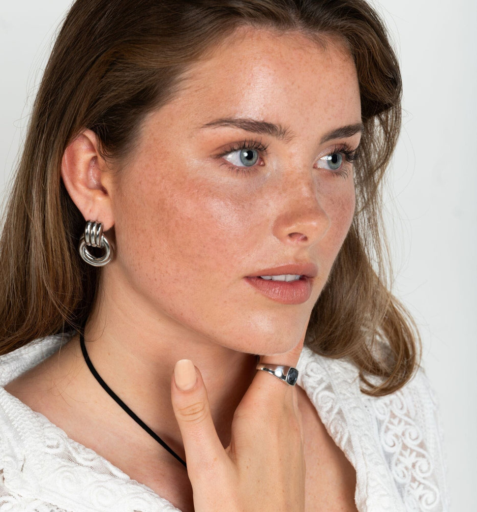 Oslo Larvikitt Ring Ringer Leo Chevon