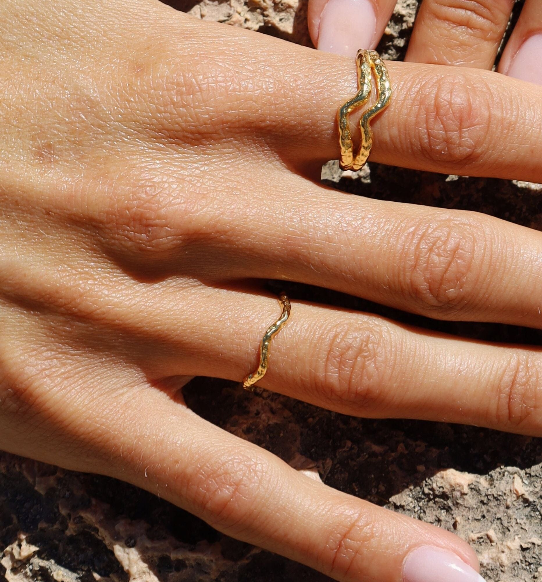 Soller Tekstur Ring Ringer Leo Chevon