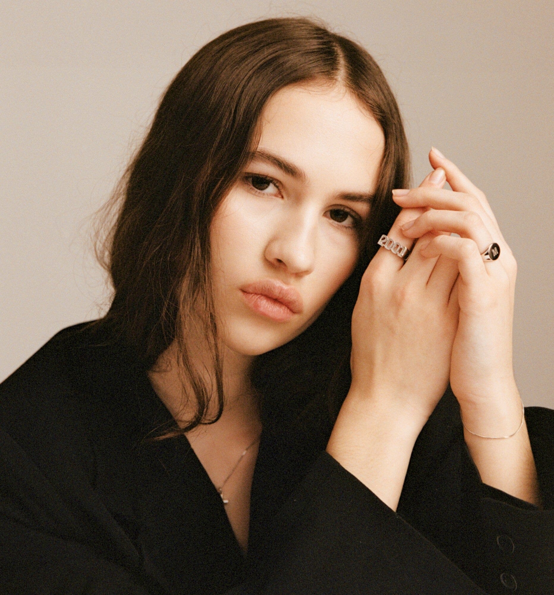 Vienna Bokstav Ring Ringer Leo Chevon