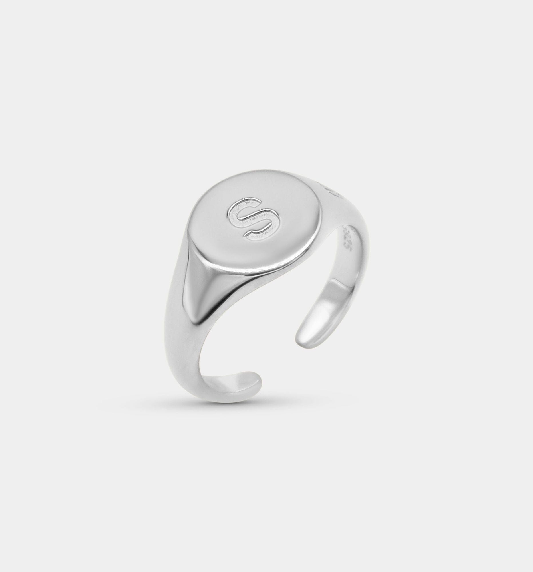 Vienna Bokstav Ring Ringer Leo Chevon