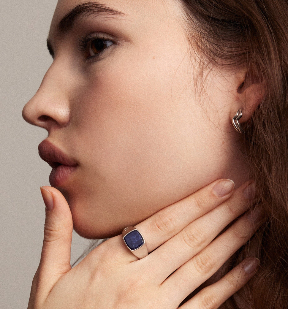 Oslo Sodalite Signet Ring - Ringer