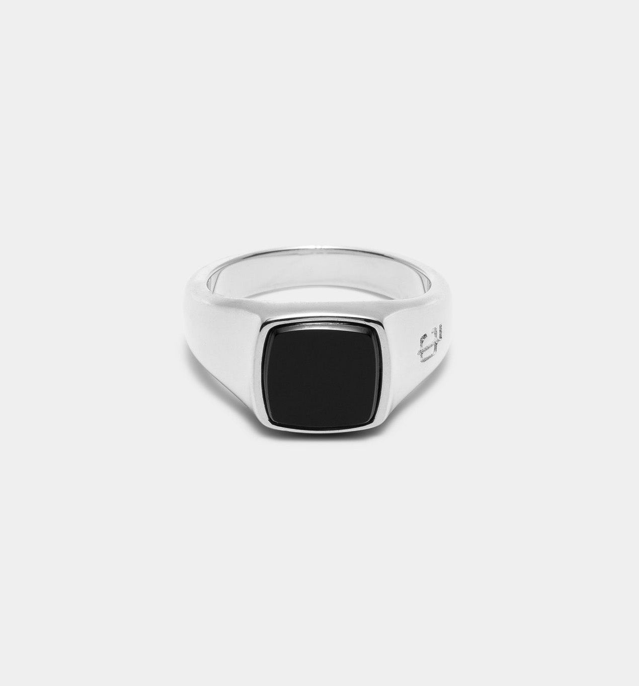 Oslo Onyx Signet Ring - Ringer